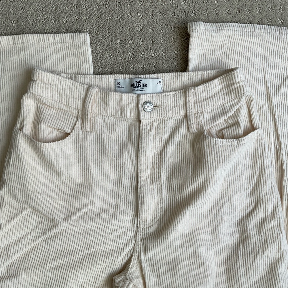 Hollister cream corduroy straight legged jeans